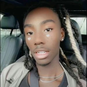 Meet your Posher, Amaya